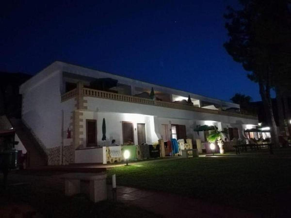 Residence Olimpia Peschici Buitenkant foto